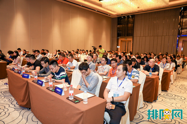 餐飲創新怎么做?餐飲創新營銷城市論壇天津站統統教給你(圖13) 餐飲創新怎么做?餐飲創新營銷城市論壇天津站統統教給你(圖13)