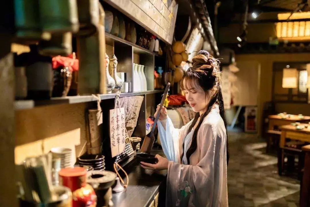 對于年輕食客,如何才能撩動他們的心呢?(圖11)